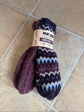 NEW Muk Luks Maroon and Multi-Patterned  Cabin Socks (2-Pack)